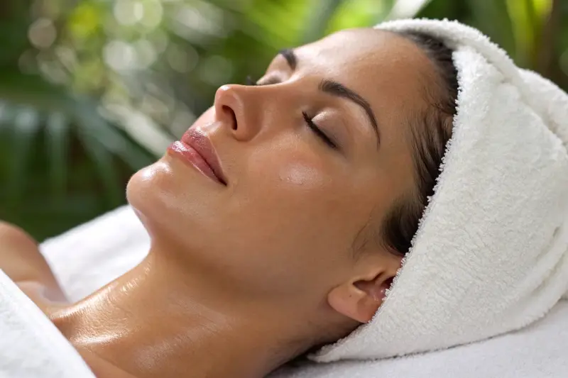 Daily Skincare Routine to Improve Skin Colour