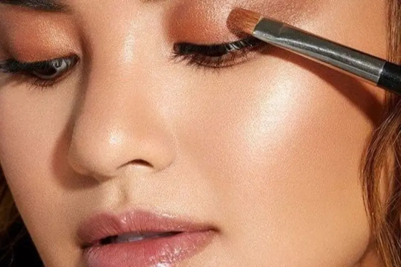 Nude Makeup Tutorial: Achieve a Natural, Radiant Look