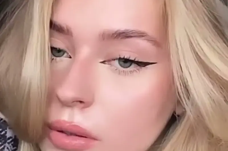 Step by Step Makeup Tutorial for Beginners